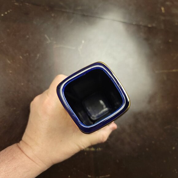 Vintage Japanese Ray Control Cobalt Blue Vase With Roosters 9.5" tall - Picture 6 of 10